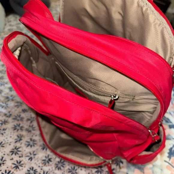 Tumi Meggie Voyageur Red Backpack Nylon Bag Travel Silver NEW - Picture 3 of 8